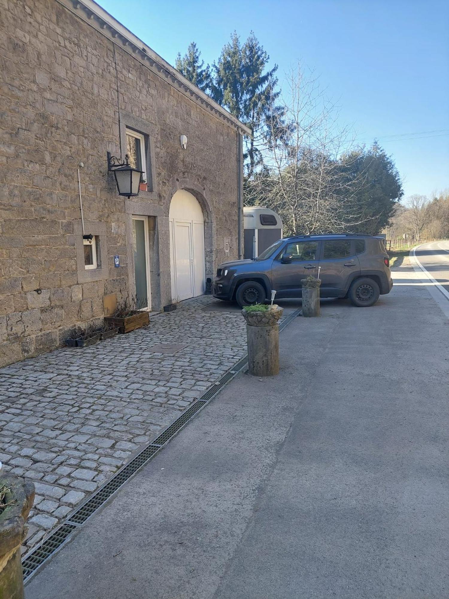 Au Doux Chardon Bed and Breakfast Durbuy Εξωτερικό φωτογραφία