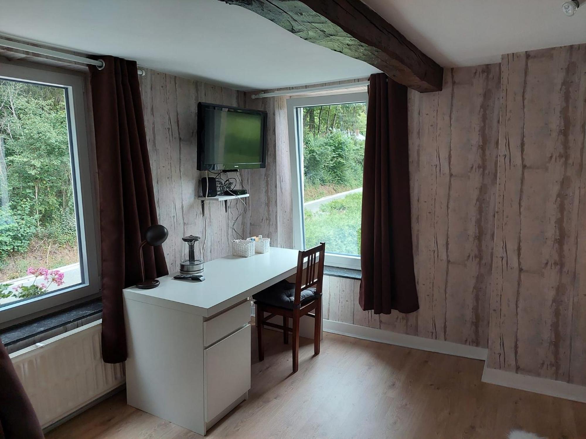 Au Doux Chardon Bed and Breakfast Durbuy Εξωτερικό φωτογραφία