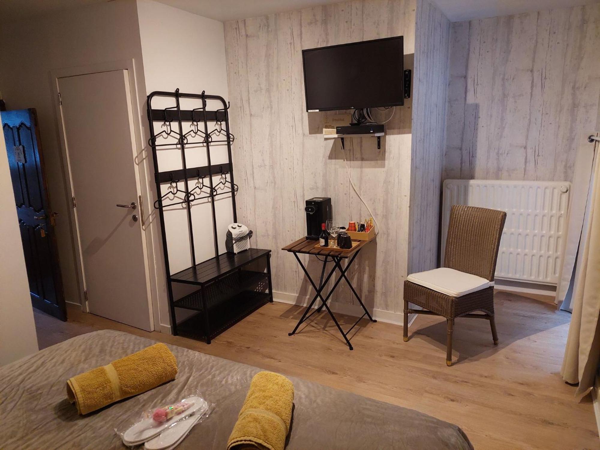 Au Doux Chardon Bed and Breakfast Durbuy Εξωτερικό φωτογραφία
