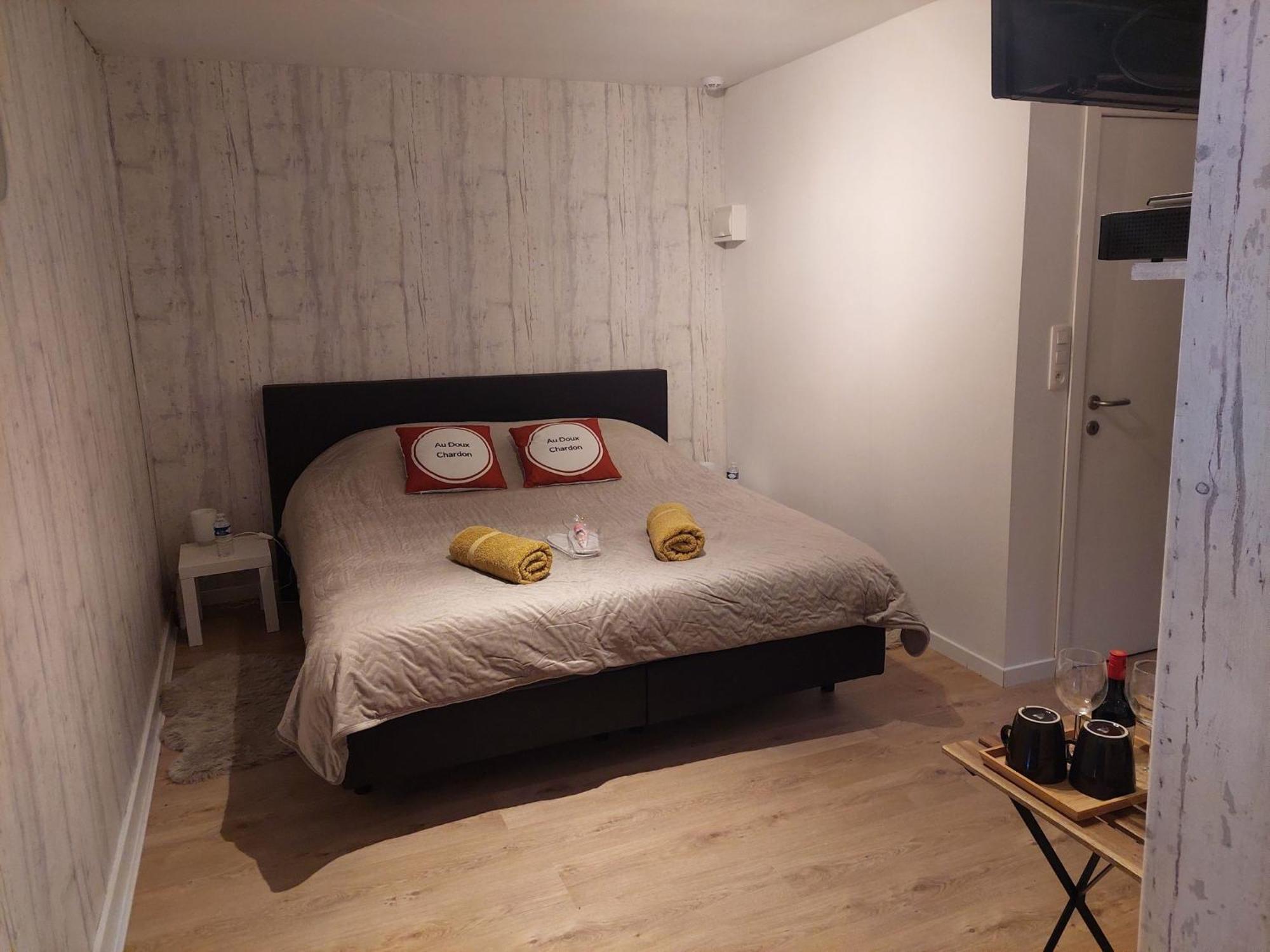 Au Doux Chardon Bed and Breakfast Durbuy Εξωτερικό φωτογραφία